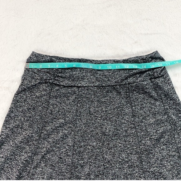 Like New Athleta Marled Space Dye Bodega Skirt - Picture 3 of 6